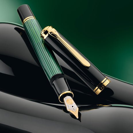 Pelikan - M800 Souverän Black/Green – Montblanc Penro UK